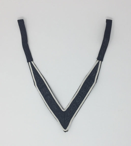 Collarette Black With Silver Braid Edging