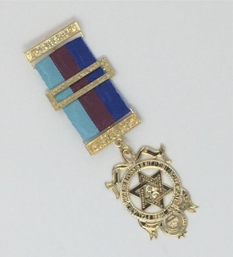 Provincial RA Breast Jewel (Small)
